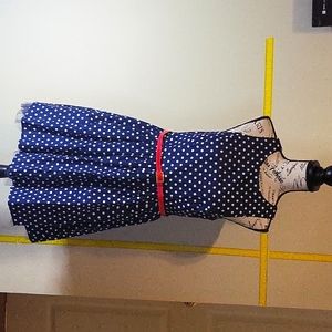 Sleeveless polka dot dress
